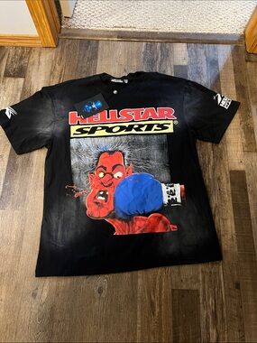 Hellstar Sports Men's Black Graphic Boxing Tee